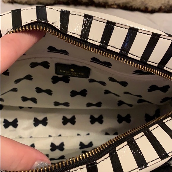 SALE!!!!! ♠️ KATE SPADE PURSE ♠️ - Picture 4 of 4